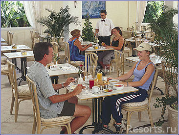 Cynthiana Beach Hotel 23